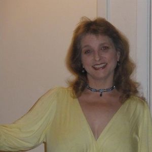 Meet your Posher, Cynthia